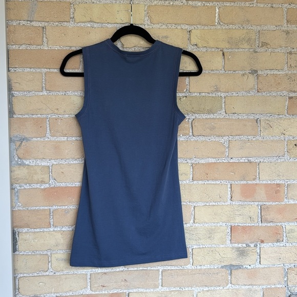 New Vince Sleeveless Blue Top - Picture 4 of 4